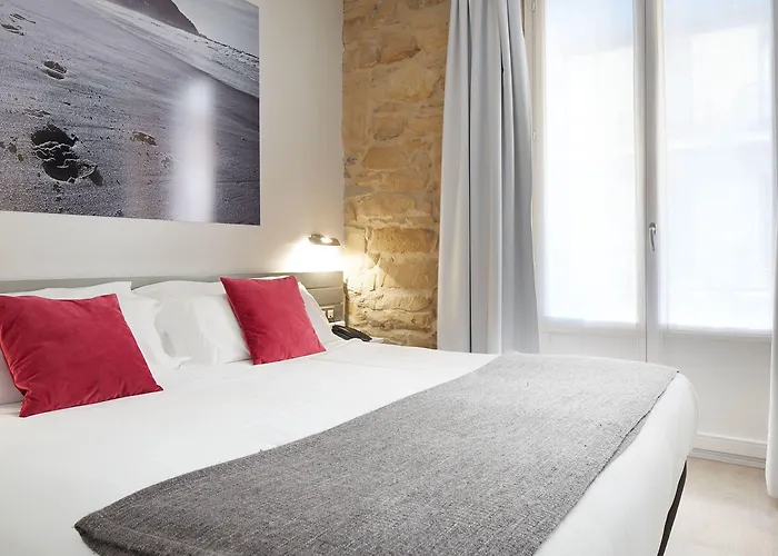 Welcome Gros * San Sebastián