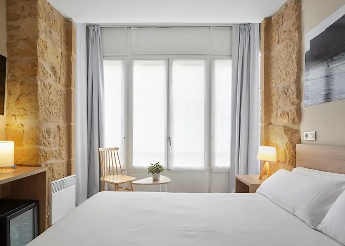 Отель Welcome Gros Сан-Себастьян