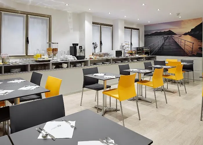 Welcome Gros Отель